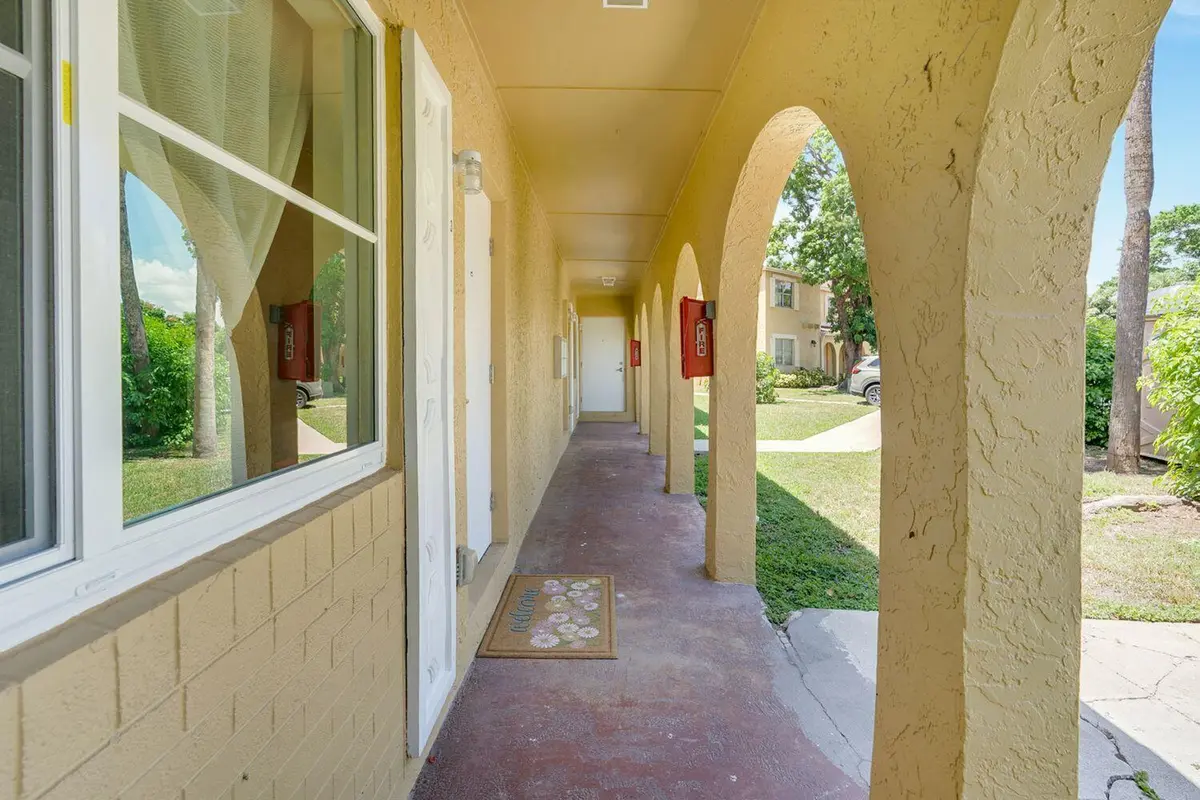 1500x1000 (72) at 10792 La Placida Drive 4, Coral Springs