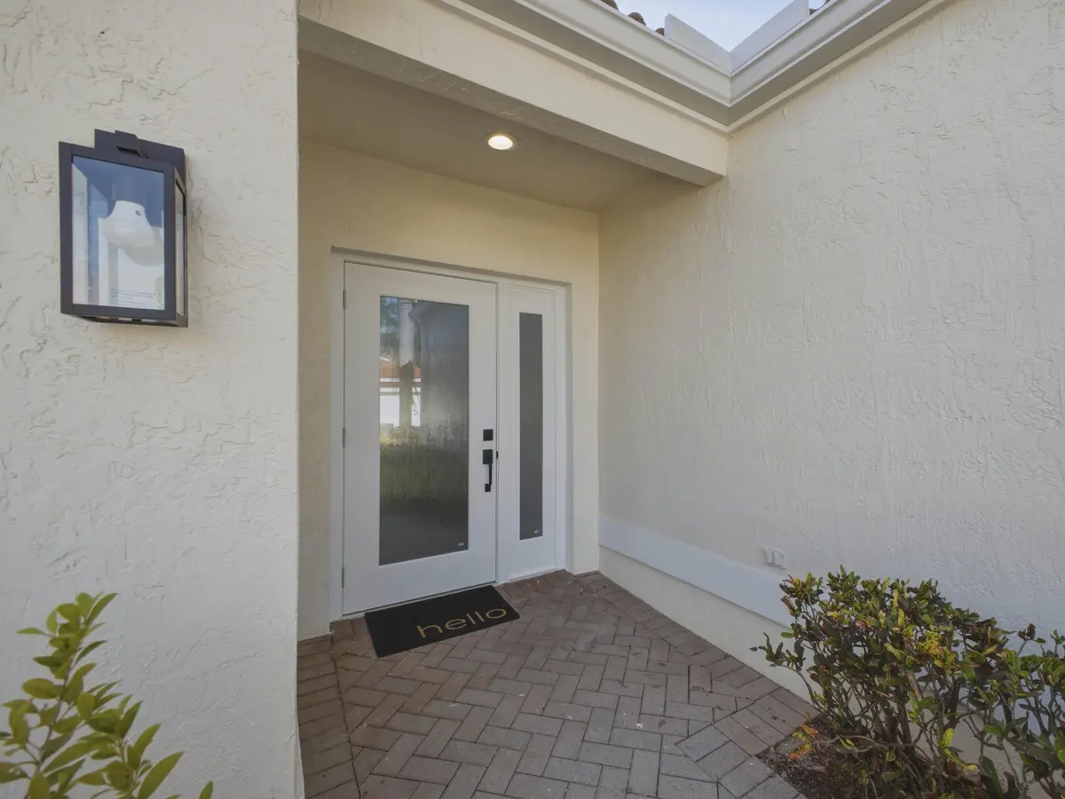 Entry Porch at 9512 HONEYBELL Circle, Boynton Beach