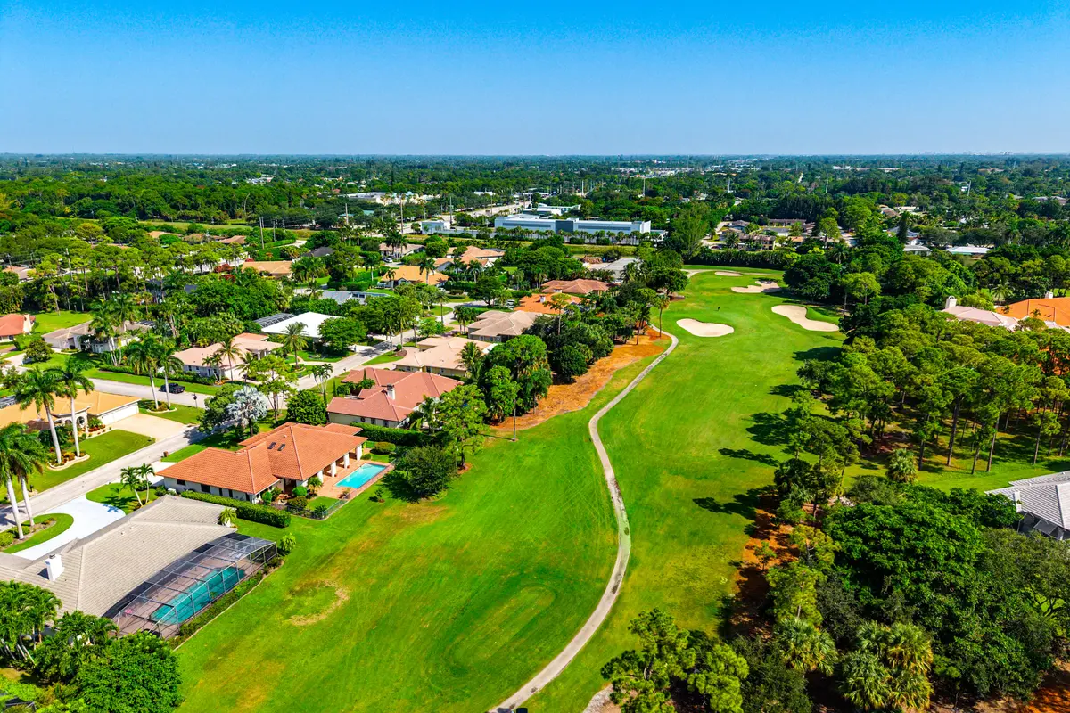 073-586NorthCountryClubDrive-Atlantis-FL at 586 N Country Club Drive, Atlantis