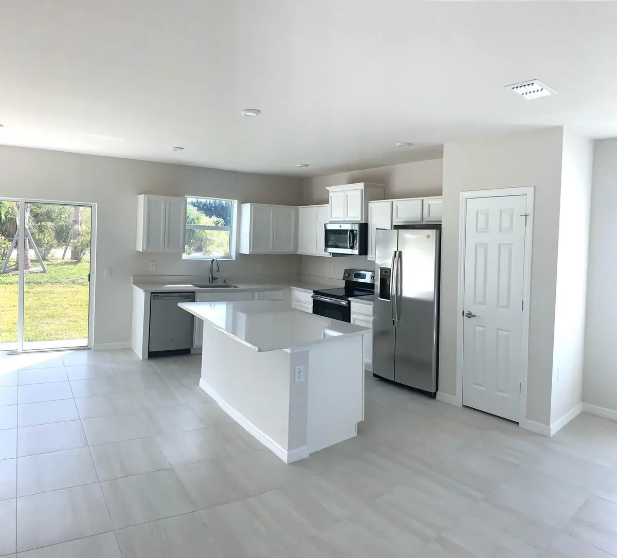 PHOTO-2020-02-04-12-39-42 at 3804 LANCOVE Way, Fort Pierce