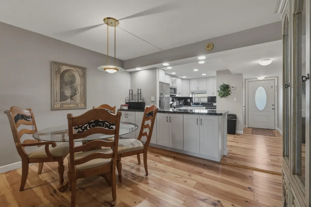 3. Dining Room Kitchen Front Door at 9420 S HOLLYBROOK LAKE Drive 304, Pembroke Pines