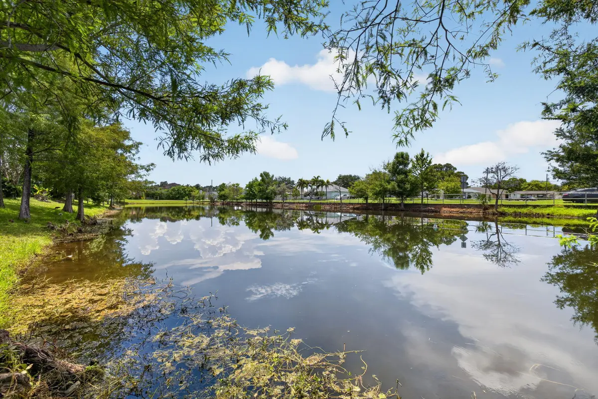 46-web-or-mls-3A5A9174 at 2252 SE MCMASTER Street, Port St. Lucie