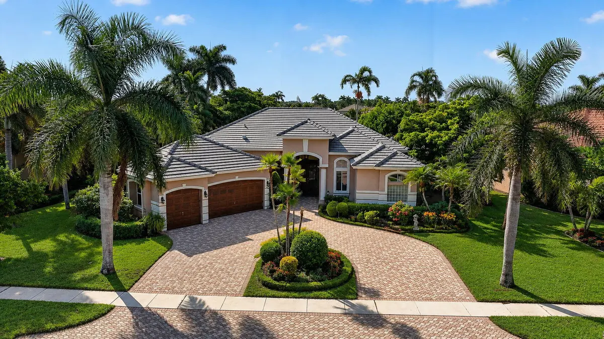2-web-or-mls-8100 (13) at 8100 Muirhead Circle, Boynton Beach