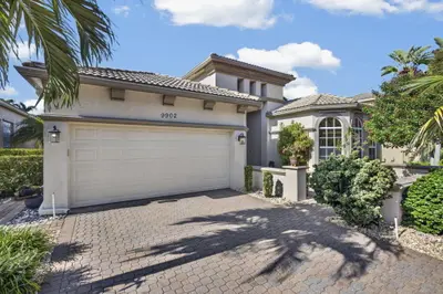 9902 Via Elegante, Wellington – Single Family Residence for sale