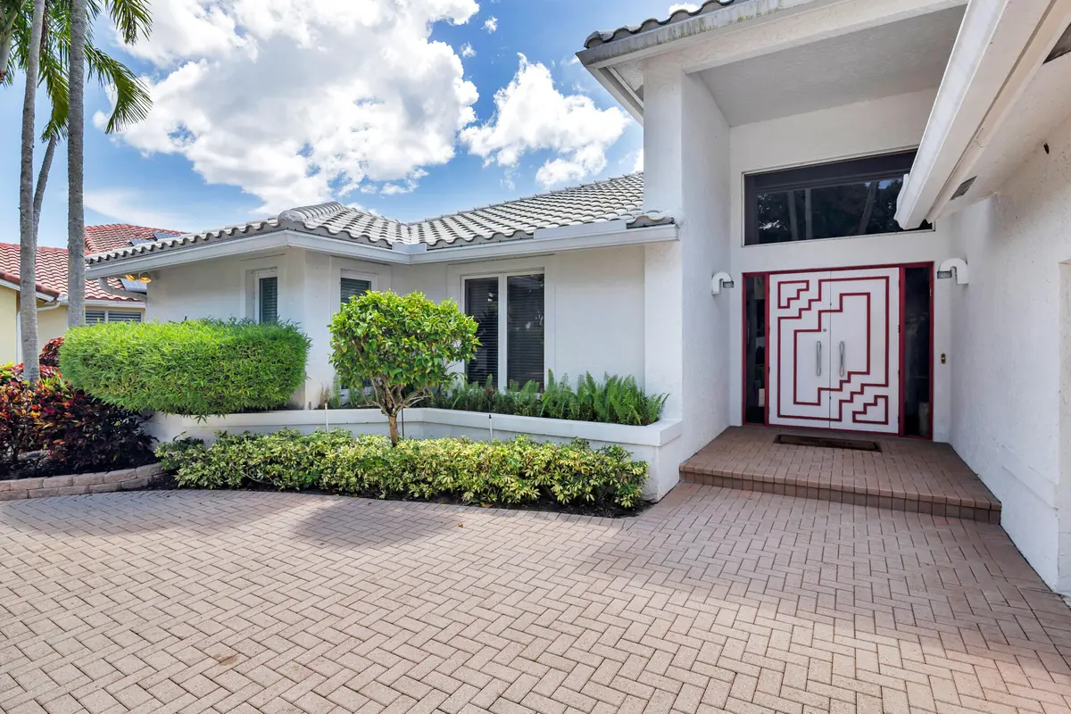 low-8 at 12 SUTTON Drive, Boynton Beach