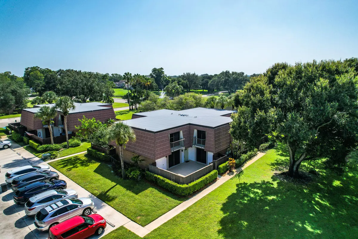 Ariel View at 2940 SW Sunset Trace Circle, Palm City