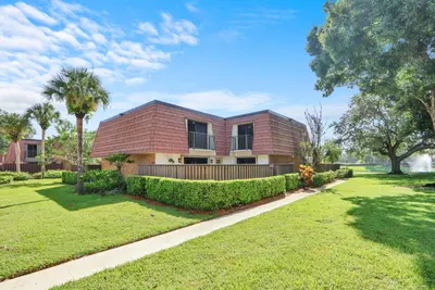 2940 SW Sunset Trace Circle, Palm City – sold