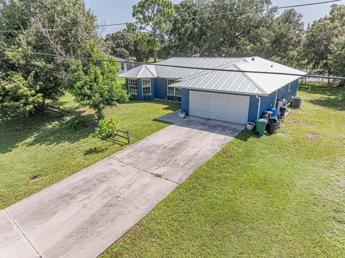 6704 HULDA Drive, Fort Pierce, FL – photo 2