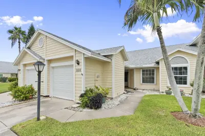 538 9TH Place, Vero Beach – Townhouse for sale