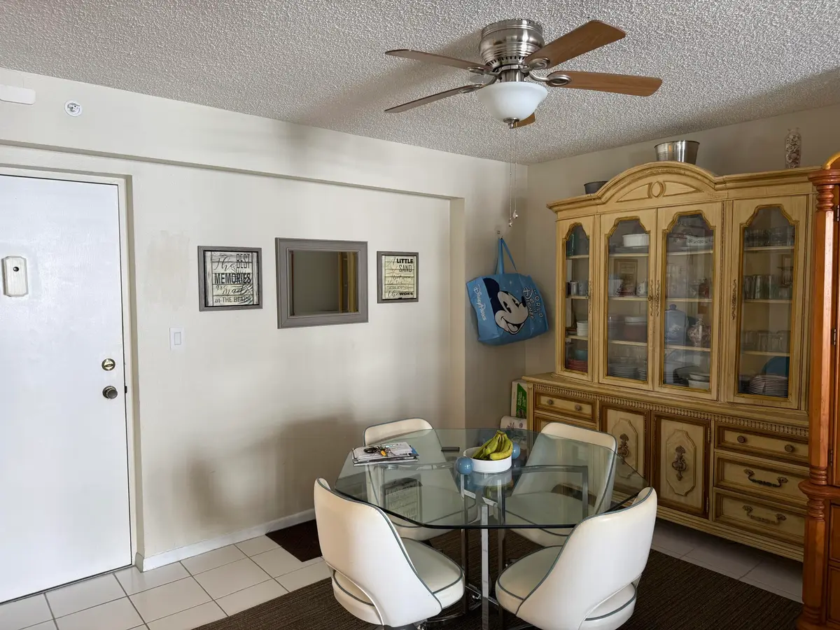 IMG_9973 at 111 Briny Avenue 19-09, Pompano Beach