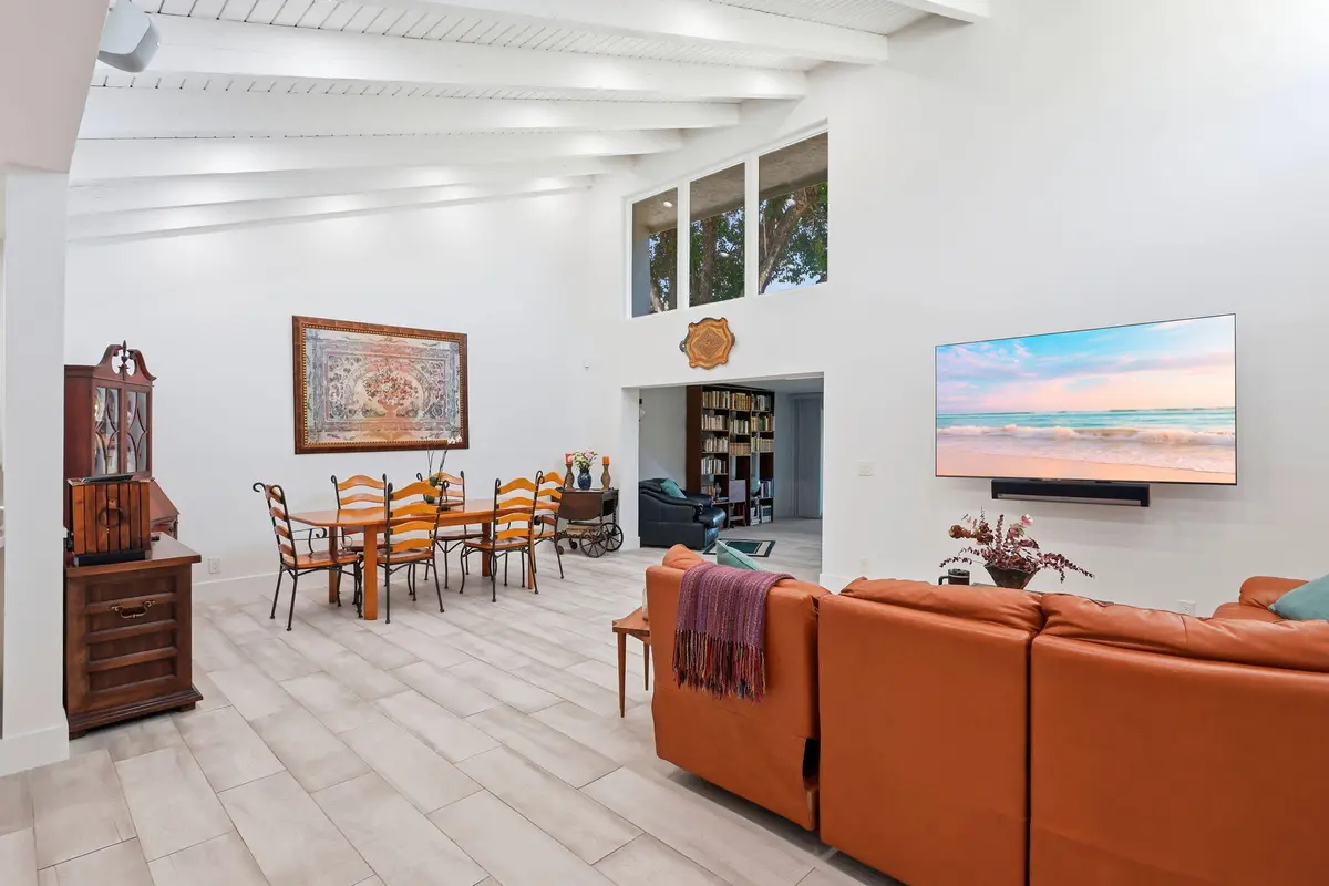 11-web-or-mls-002_0E2A8783_with_tv at 21680 Tall Palm Circle 12-B, Boca Raton