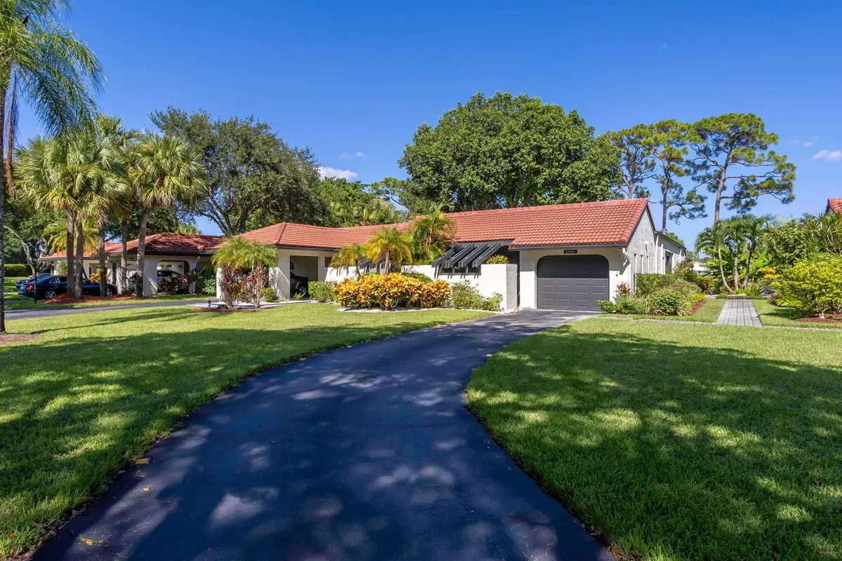 2-web-or-mls-0E2A8695-HDR at 21680 Tall Palm Circle 12-B, Boca Raton
