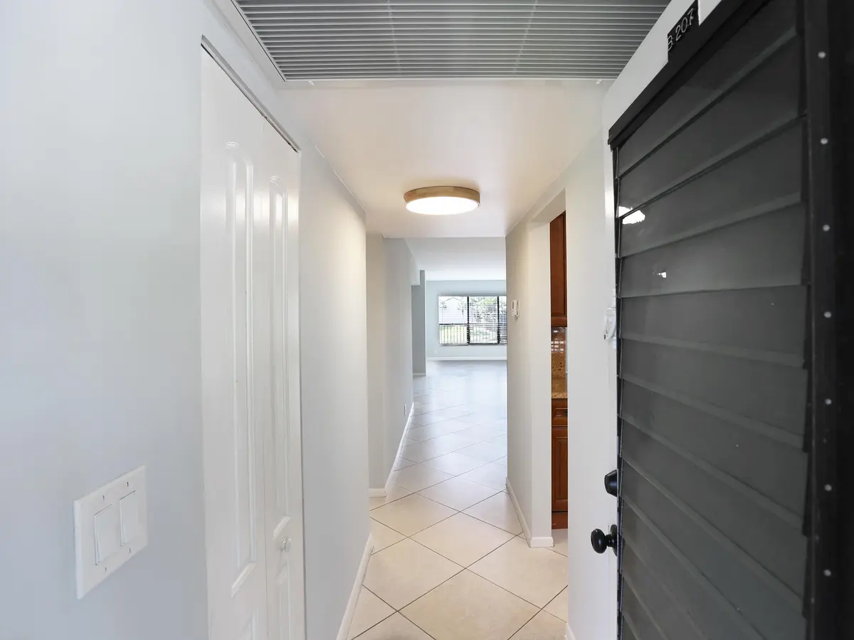 02 a at 3000 NW 42ND Avenue B207, Coconut Creek