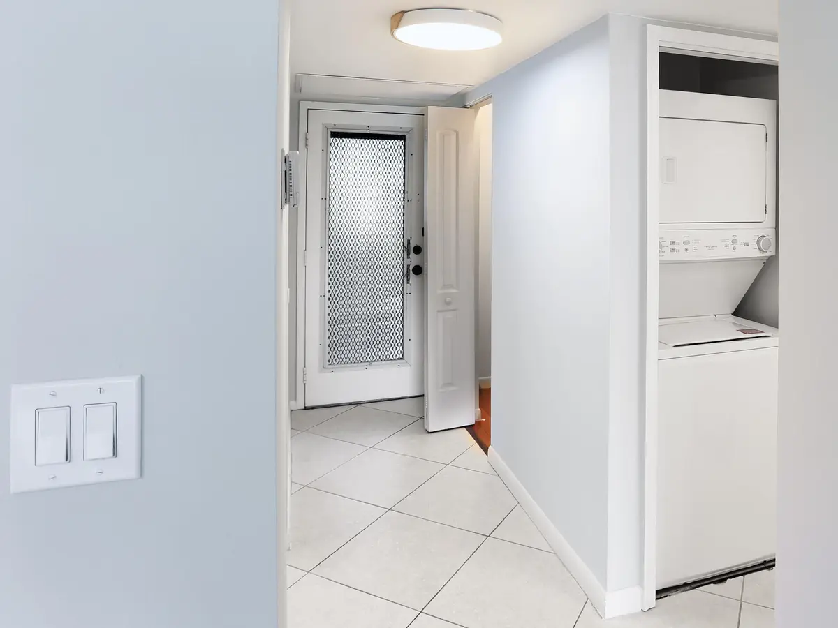 02 b at 3000 NW 42ND Avenue B207, Coconut Creek