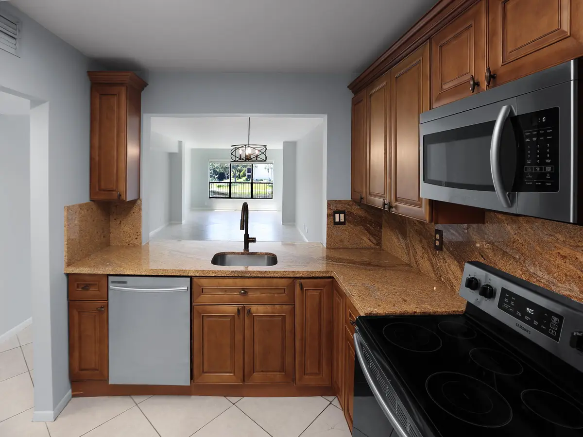 03 b1 at 3000 NW 42ND Avenue B207, Coconut Creek