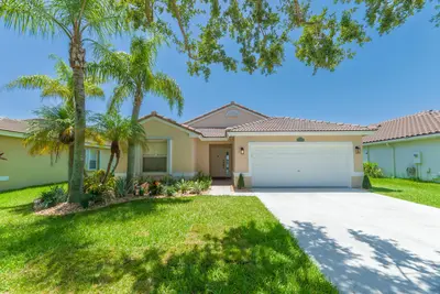 19200 NW 24TH Court, Pembroke Pines – Single Family Residence for sale