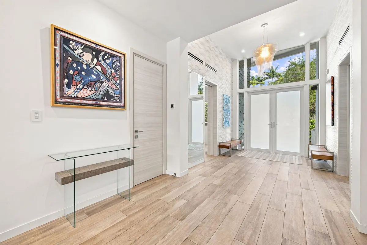 6-web-or-mls-121-s-gordon-rd at 121 S GORDON Road, Fort Lauderdale
