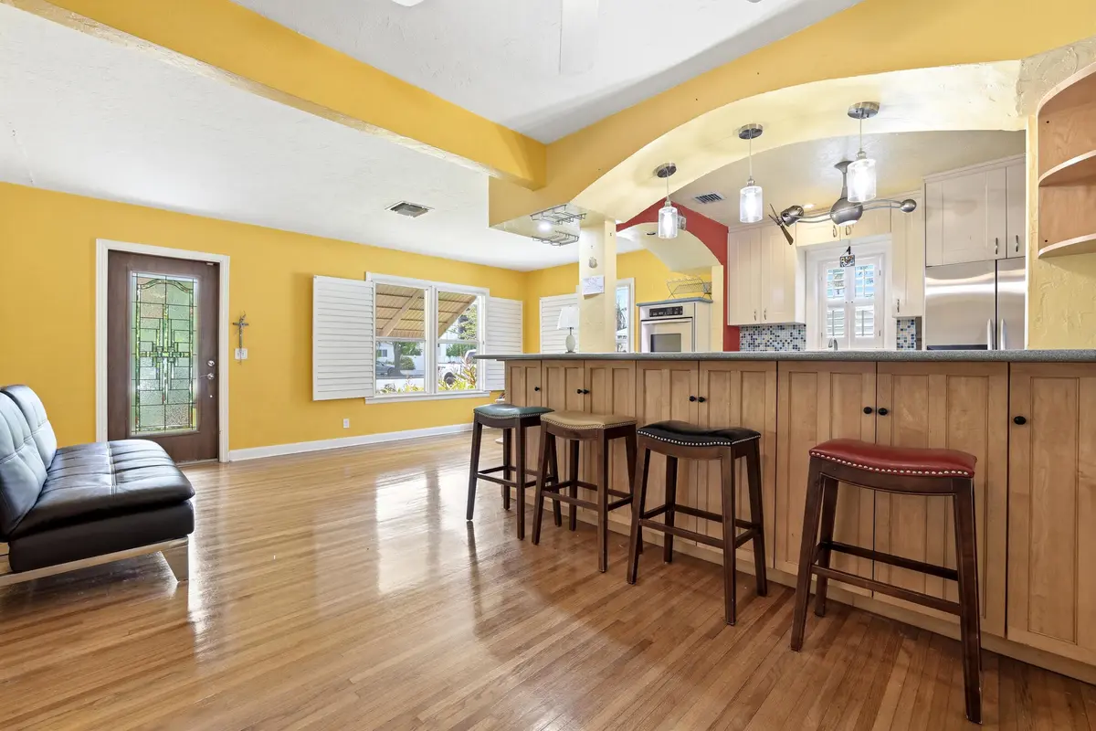 6_0h8a1408 at 227 S SWINTON Avenue, Delray Beach
