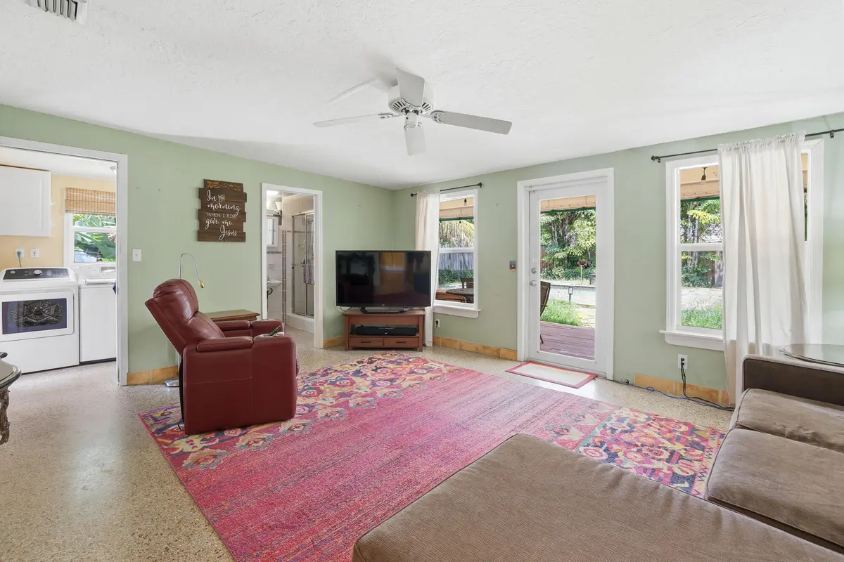 9_0h8a1423 at 227 S SWINTON Avenue, Delray Beach