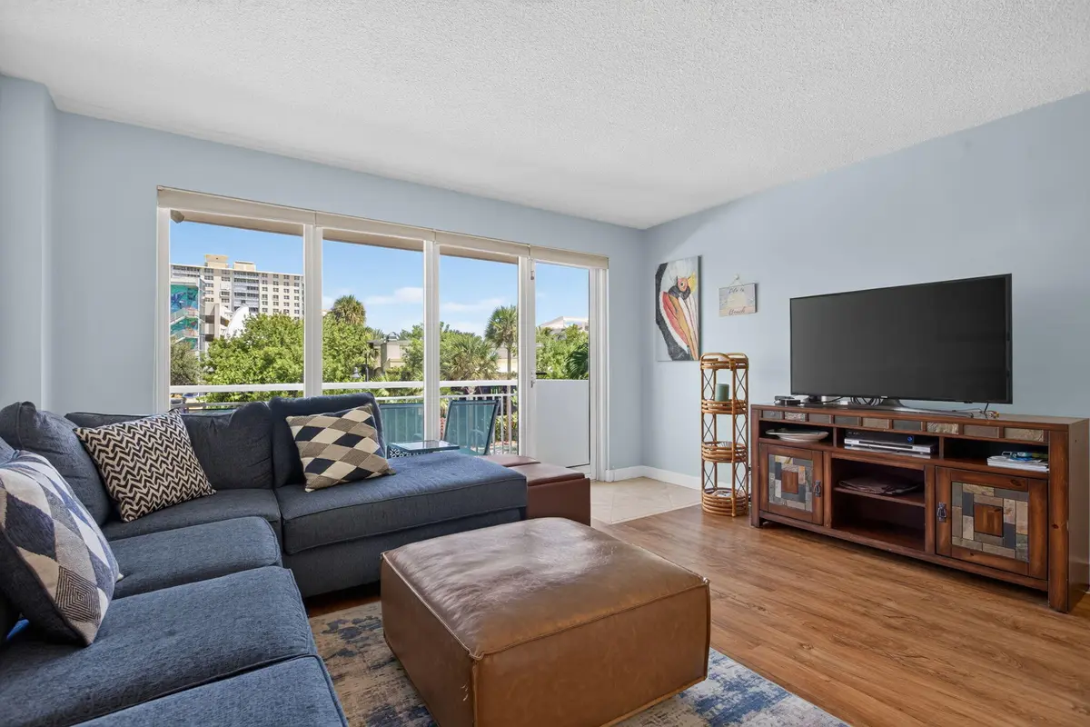 11-web-or-mls-133-1707 at 133 N Pompano Beach Boulevard 108, Pompano Beach