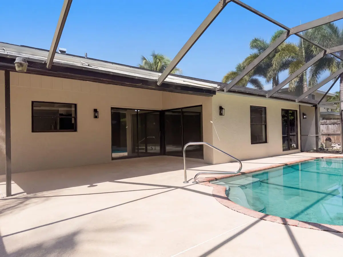 listing_3 at 888 Brightwood, Wellington