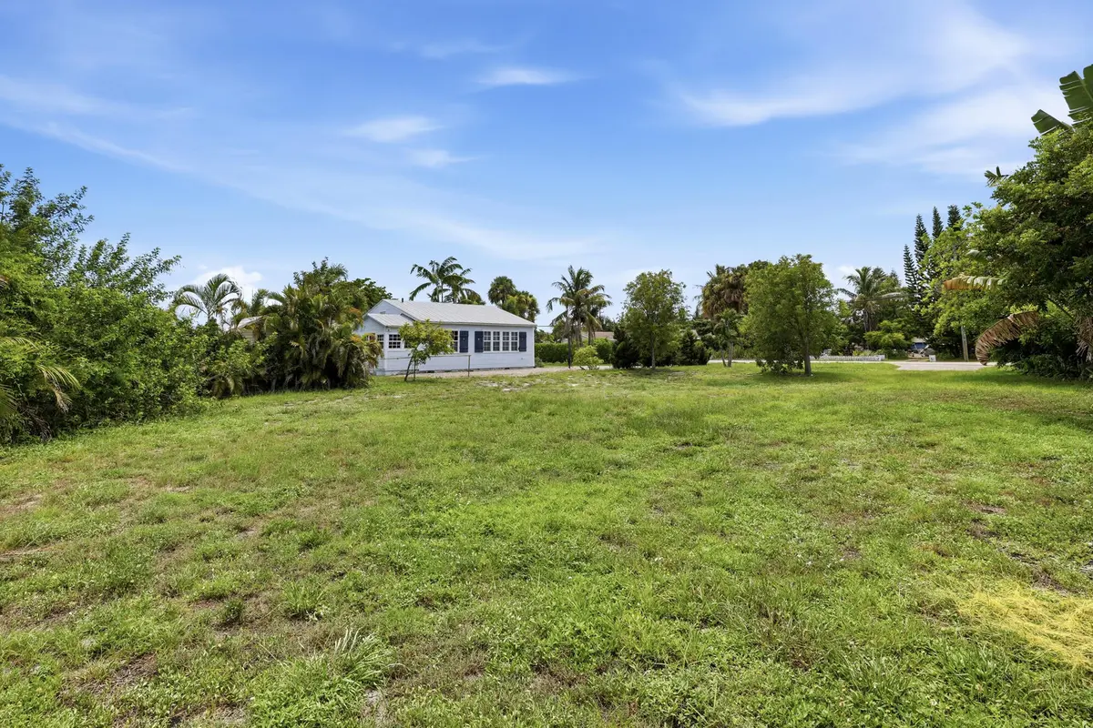 22_0h8a1493 at 233 S SWINTON Avenue, Delray Beach
