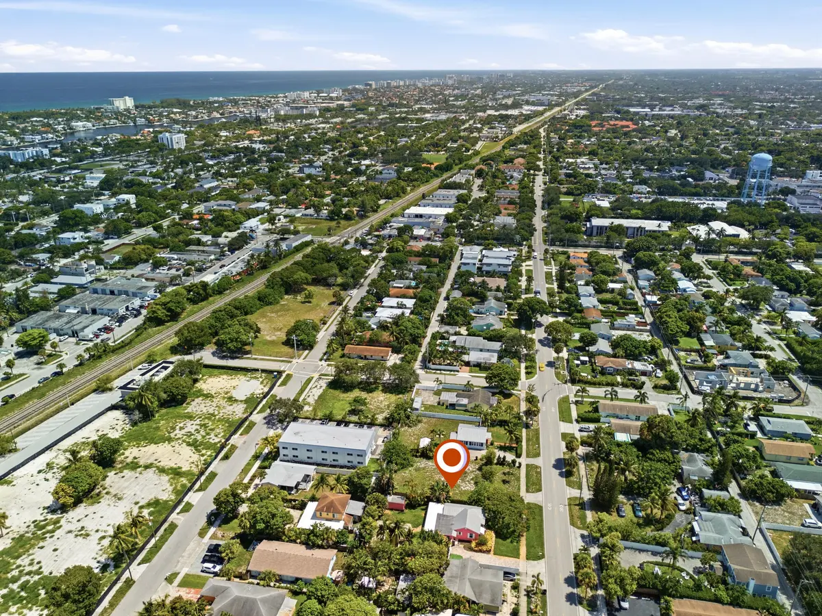 34_dji_20260814150616_0034_d point at 233 S SWINTON Avenue, Delray Beach