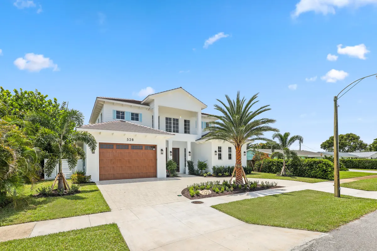 528 Kingfish - 5.jpg-FULL at 528 KINGFISH Road, North Palm Beach