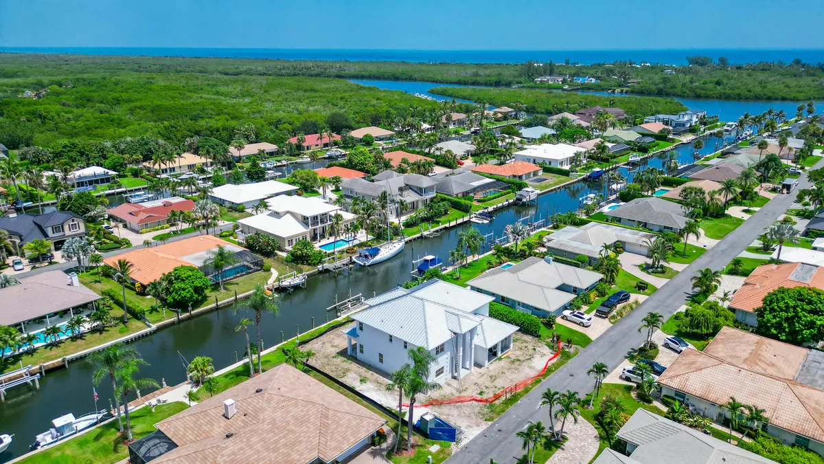 Aerial 8-17-26 at 8967 SE Star Island Way, Hobe Sound