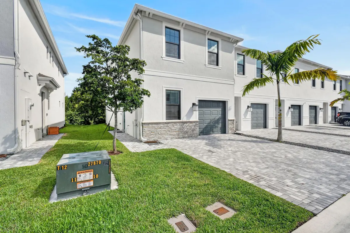 293SWSallyWay(4) at 293 SW SALLY Way, Stuart