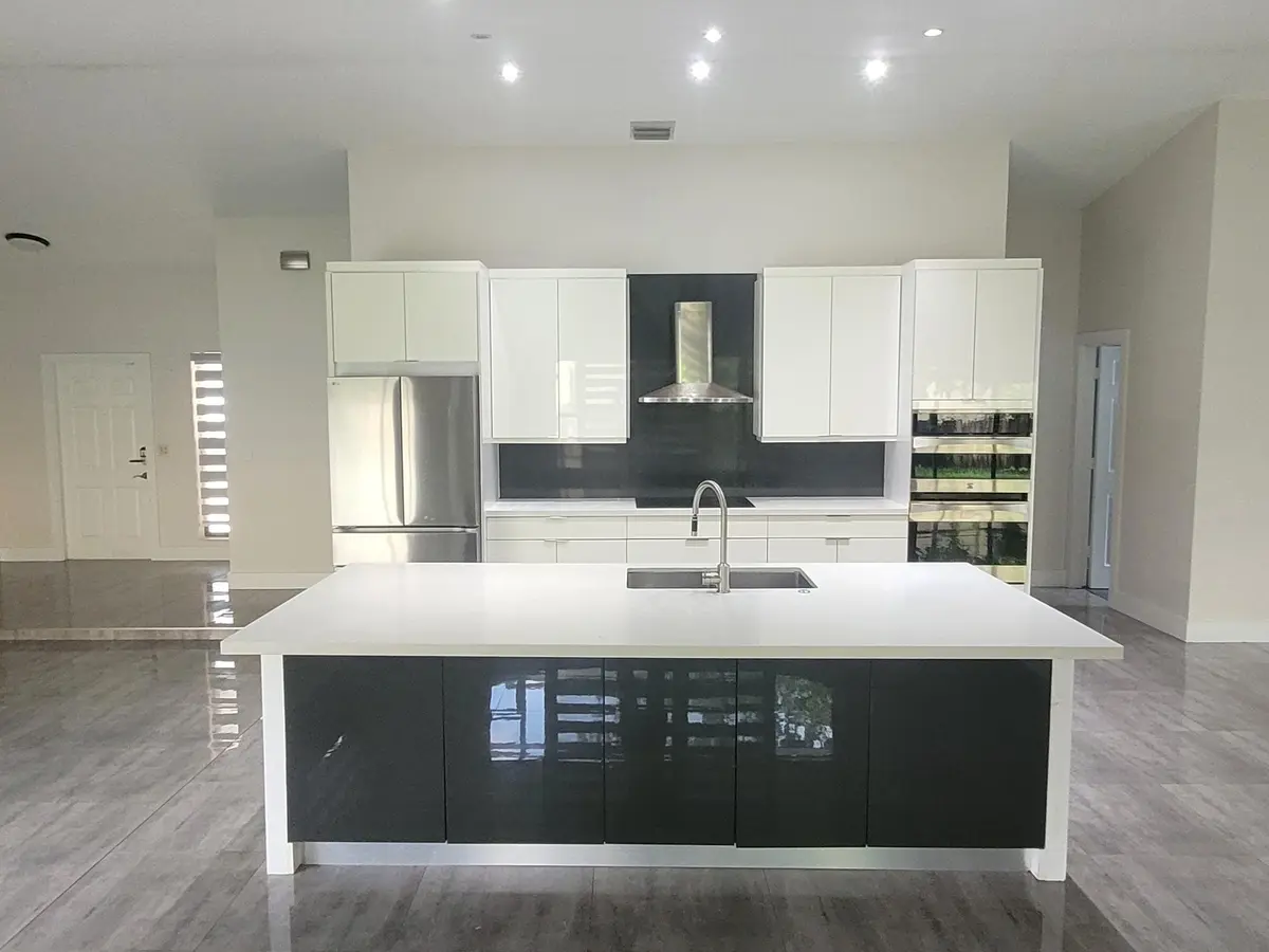 5460 HAWKES BLUFF Avenue, Davie, FL – photo 2