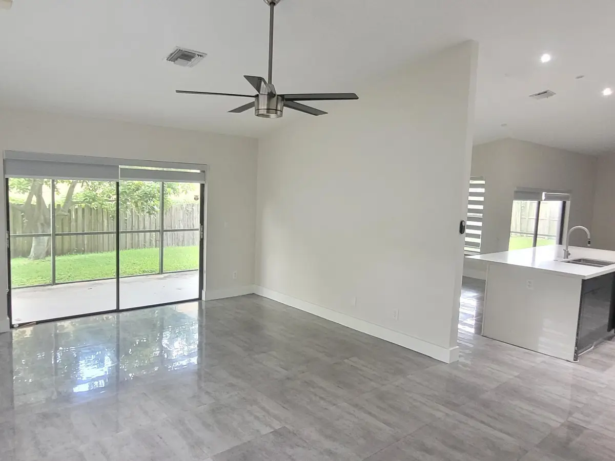 5460 HAWKES BLUFF Avenue, Davie, FL – photo 7