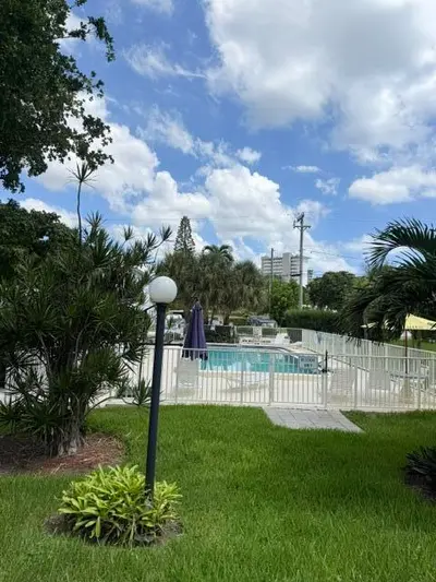 2060 NE 1ST Street 9, Deerfield Beach – Condominium for rent