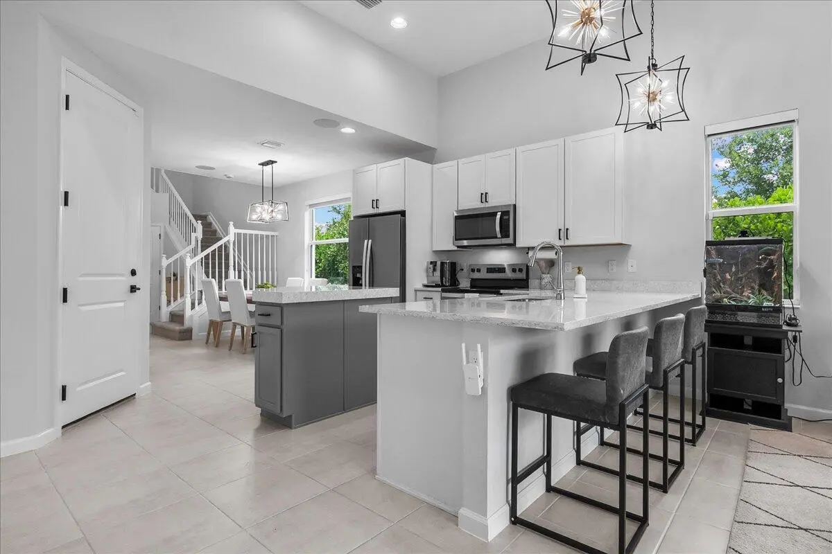 08-JLC_5386 at 16493 Helix Court, Westlake
