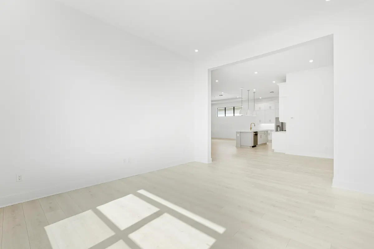 Flex at 9525 St Germain Drive, Palm Beach Gardens