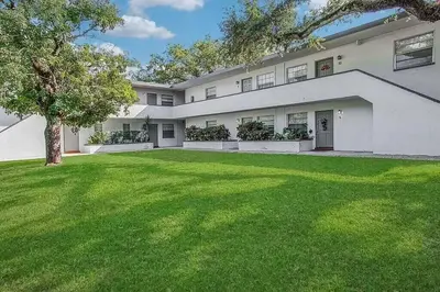 650 SW 15TH Avenue 1-10, Fort Lauderdale – leased