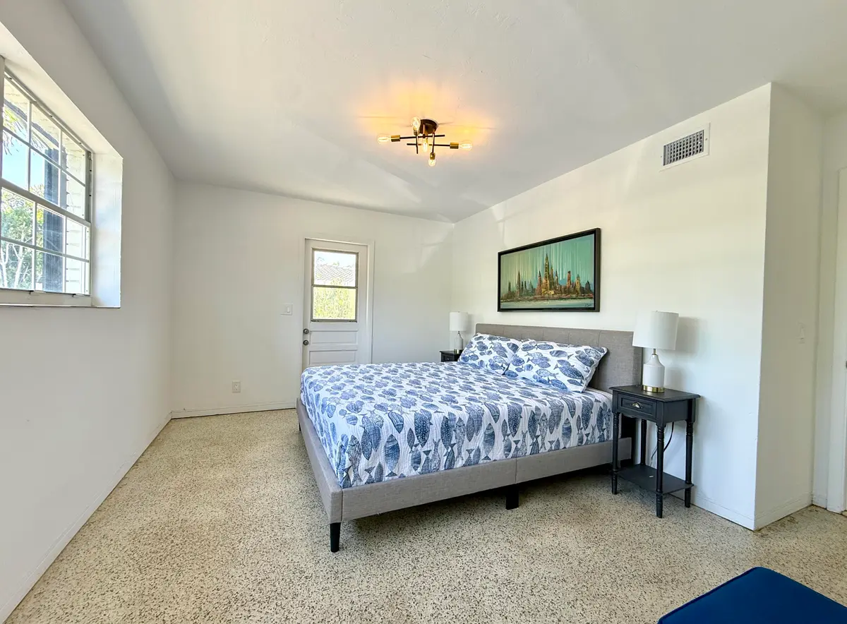 IMG_4908 4 at 1532 NE 27TH Drive, Wilton Manors