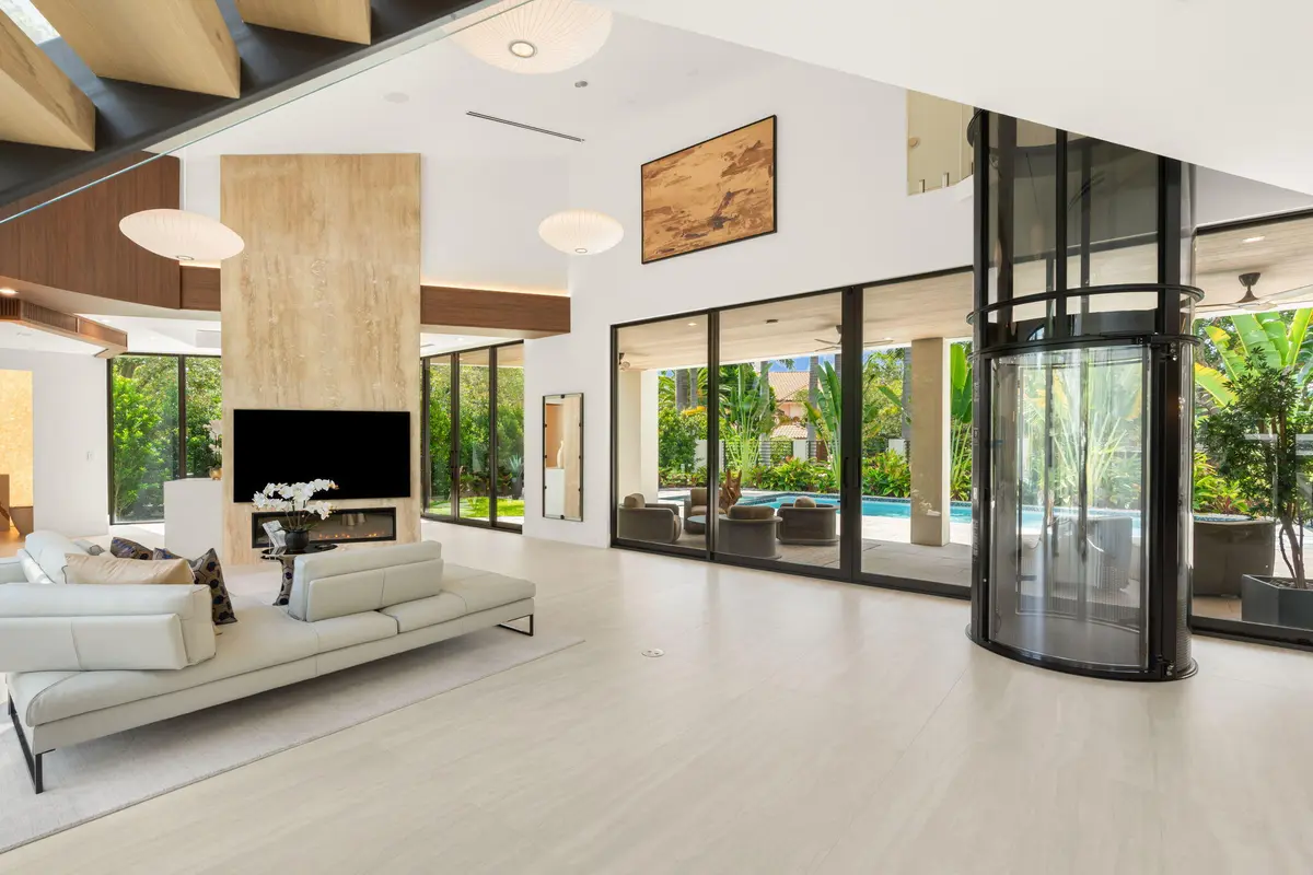 109-web-or-mls-2035 Intracoastal Dr, For at 2035 Intracoastal Drive, Fort Lauderdale