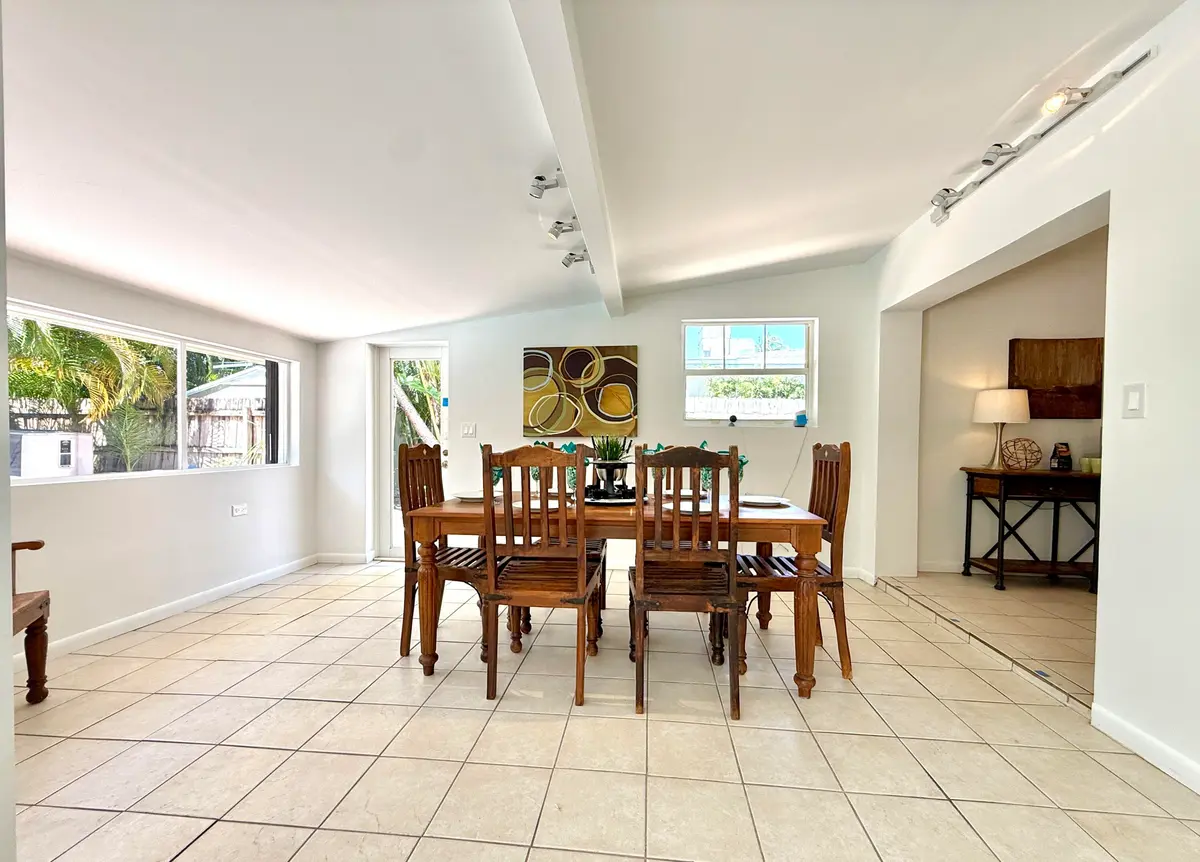 IMG_4930 4 at 1532 NE 27TH Drive, Wilton Manors