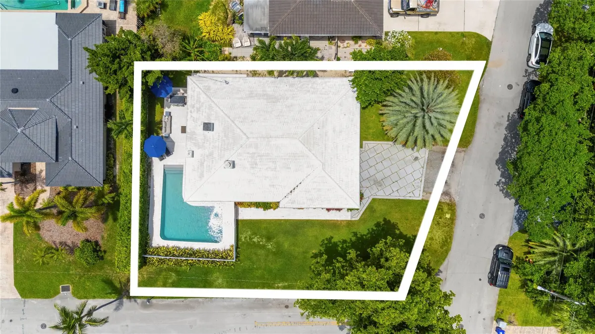 Photo 3 at 505 SE 28TH Avenue, Pompano Beach