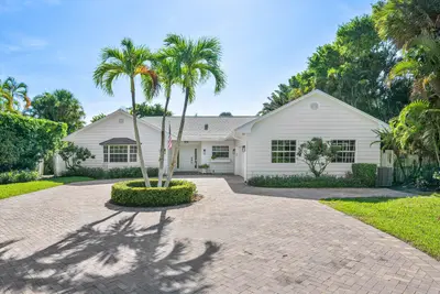 5555 N Ocean Boulevard, Ocean Ridge – Single Family Residence for rent