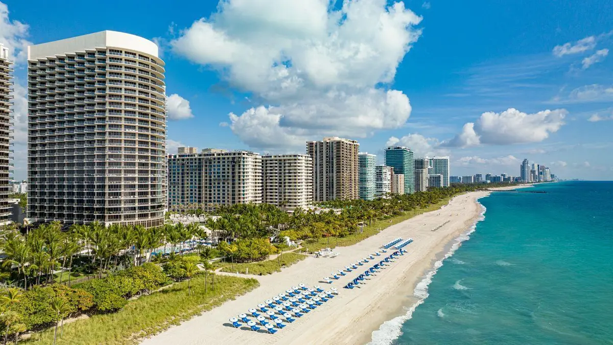 z6 at 9705 Collins Avenue 1905N, Bal Harbour