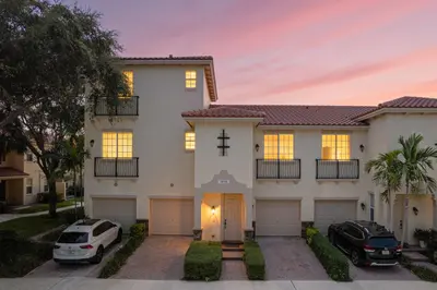 1020 E LONGPORT Circle 6B, Delray Beach – Townhouse for sale