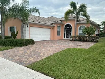 11595 SW Rockingham Drive, Port St. Lucie – Single Family Residence for rent