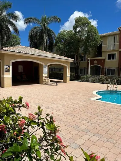 7085 NOVA Drive 113, Davie – Condominium for rent
