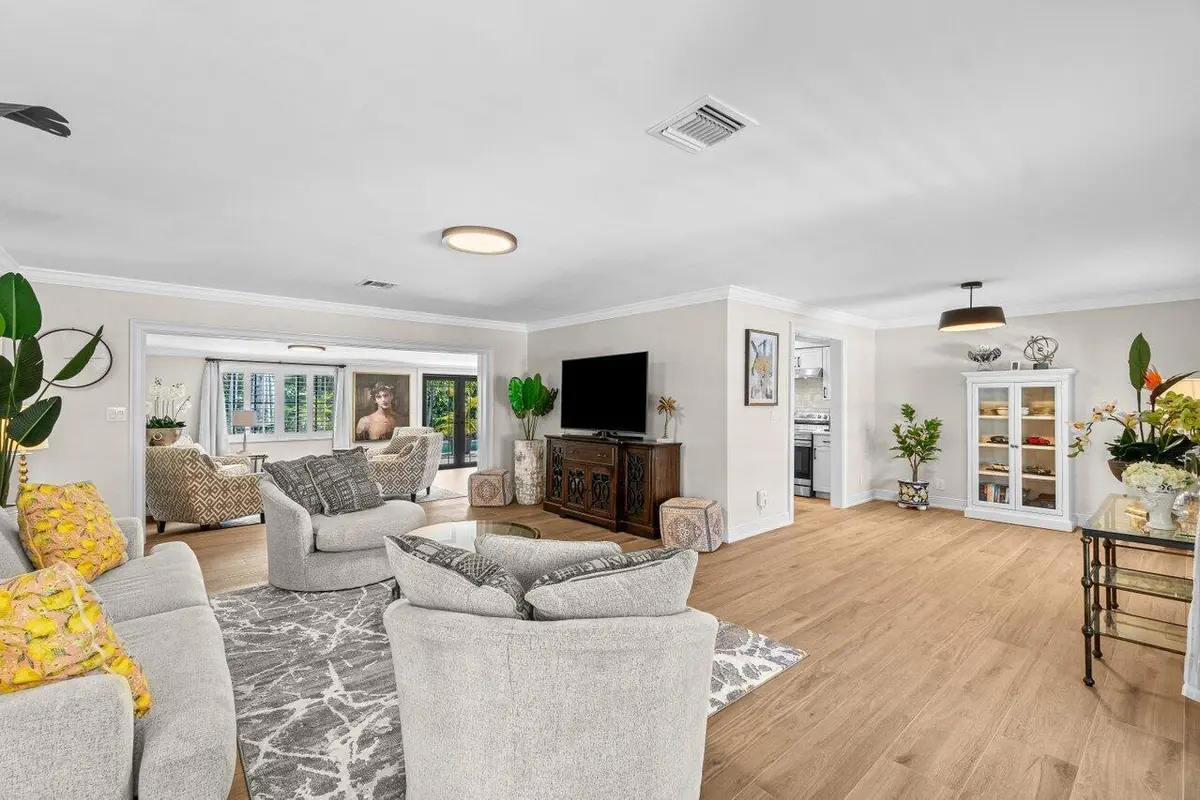 Living Room to Dining Area at 800 SW 5TH Street, Boca Raton
