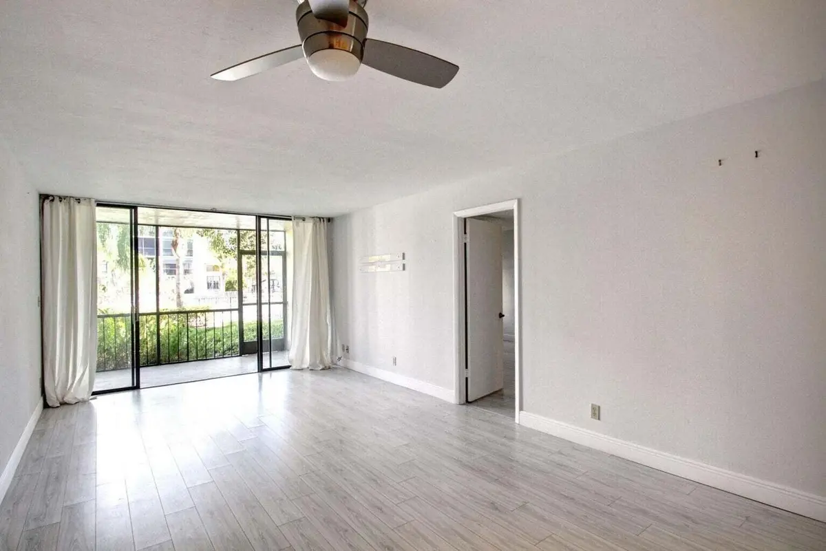 20220331201012085197000000-o at 11 ROYAL PALM Way 1040, Boca Raton