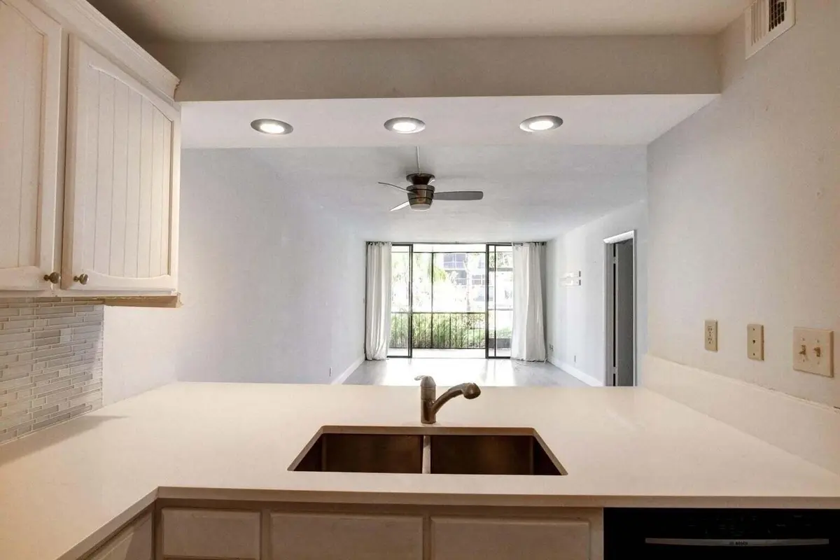 20220331201011543200000000-o at 11 ROYAL PALM Way 1040, Boca Raton