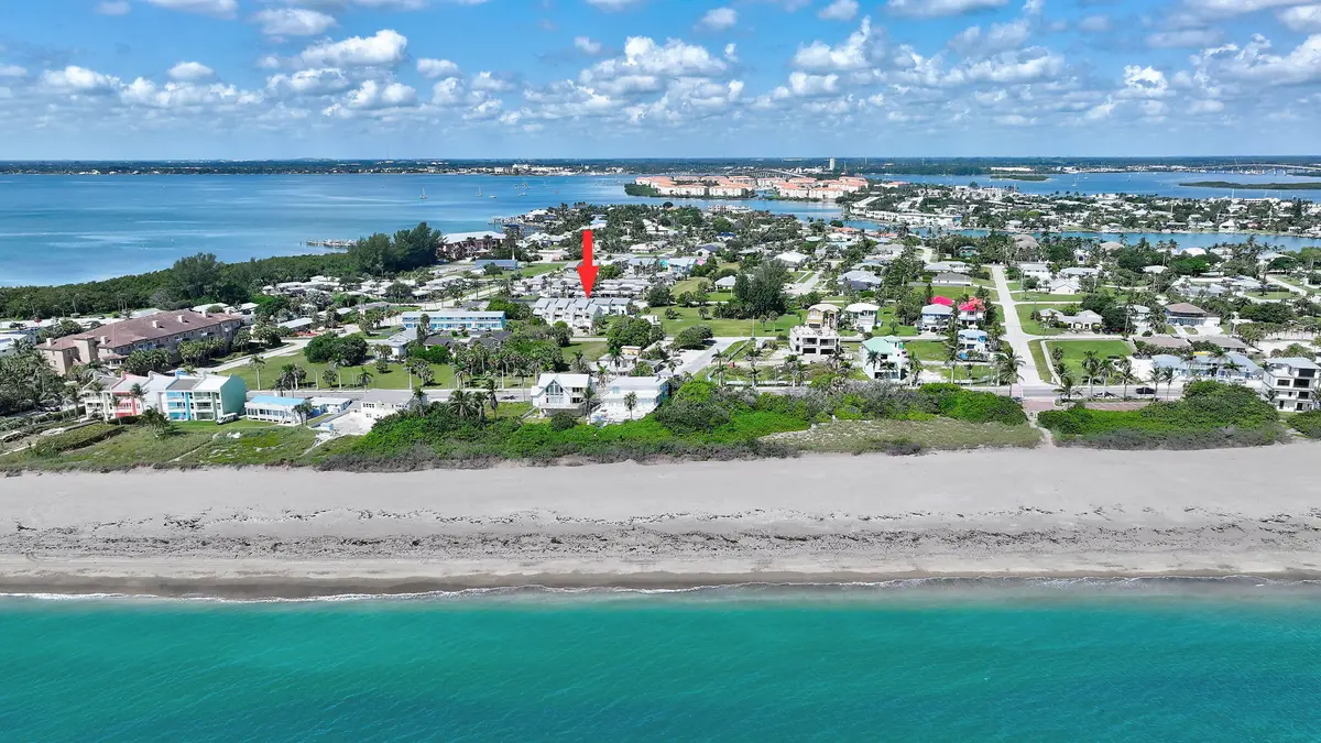 1 BLOCK TO THE OCEAN!!! at 651 HERNANDO Street, Fort Pierce