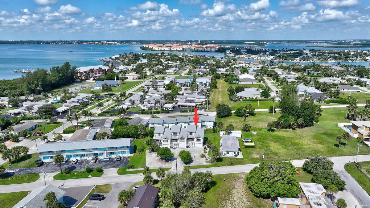 END UNIT TOWNHOME............. at 651 HERNANDO Street, Fort Pierce
